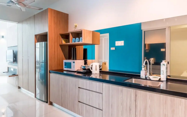 JK Maritime Luxury Suite