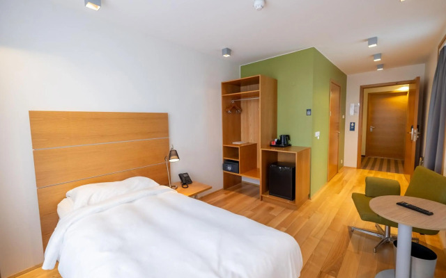 Park Inn by Radisson Reykjavik Keflavik Airport