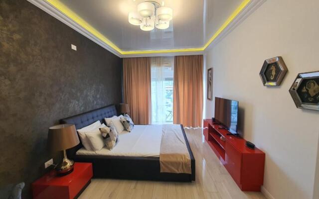 White Tower Mamaia 308