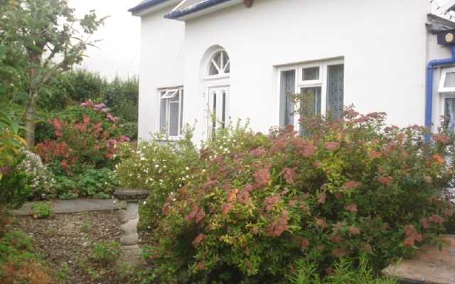 Plas Llangaffo Farmhouse