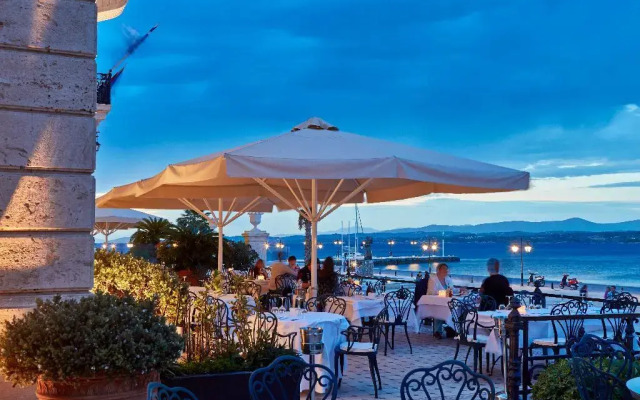 Poseidonion Grand Hotel