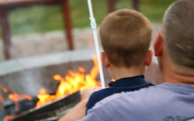 Bird in Hand Family Inn