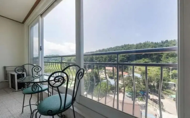 Yangyang Lovely Sea Condotel