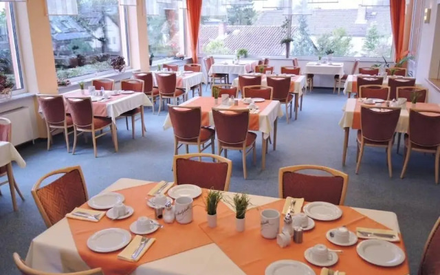 Hotel Malchen garni GmbH