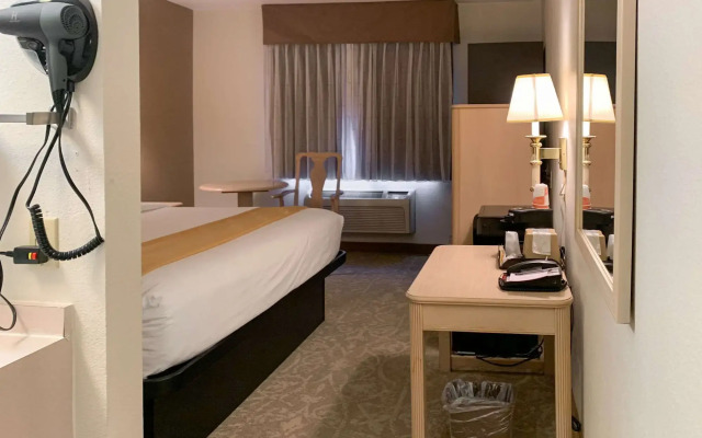 Quality Inn Albuquerque East I-40 Juan Tabo Exit