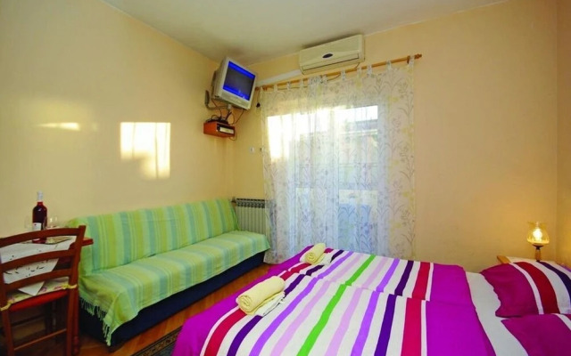 Ljuba - 130 Meter From sea - SA6