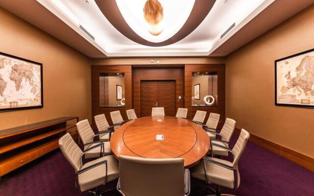 Celik Palace Hotel Convention Center & Thermal SPA