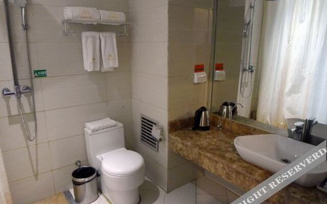 Qingzhu · Hancheng Roma Holiday Hotel (Zhenzhou Park)