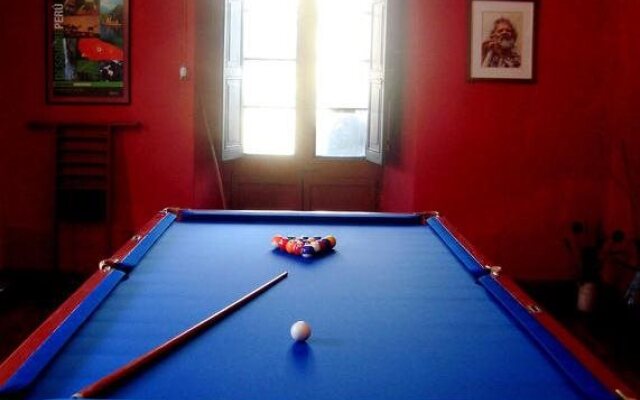 Positive Hostel & Backpackers