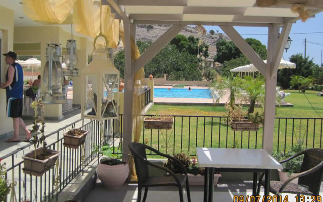 Sunshine Hotel Lardos