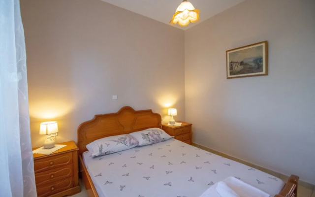 Yiota Porto Kavo Apartment