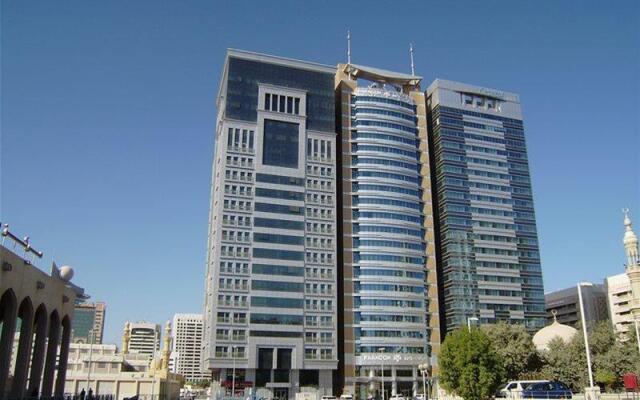 Paragon Hotel