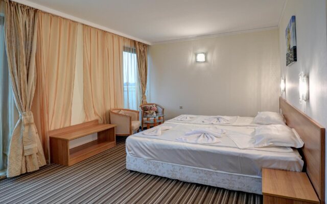 Lalov Egrek Hotel