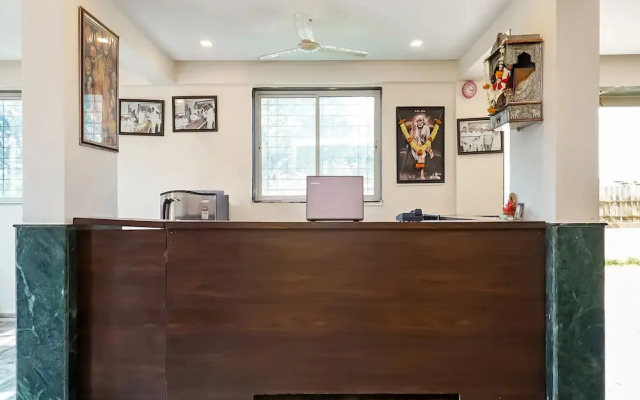 OYO 22558 Hotel Karan International