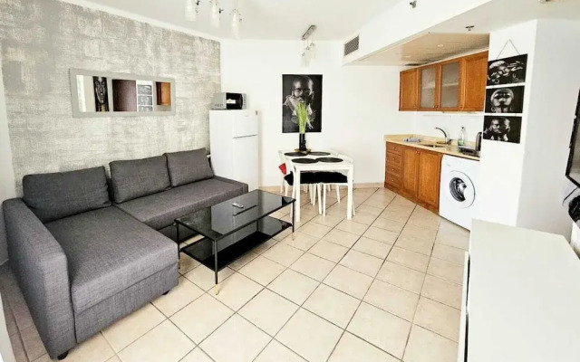 16Go to Leonardo apartments