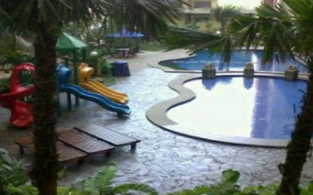 Mamamia Kebagusan City Apartment