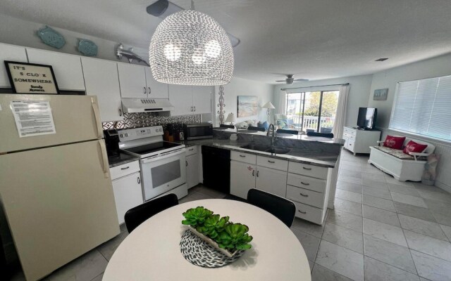 Crystal Village II, Unit 10B