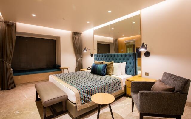 Lemon Tree Hotel Viman Nagar Pune