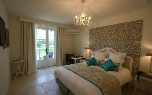 Château les Oliviers de Salettes