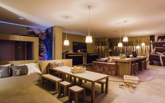 El Lodge Ski and Spa