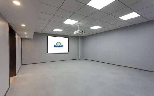 Days Inn by Wyndham Shantou Jinping