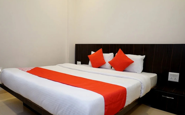 OYO 18683 M K Palace