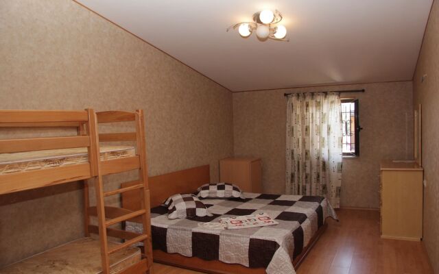 Rafael Hostel