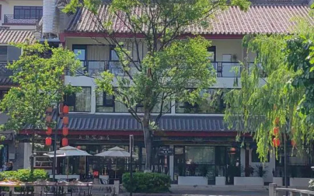 Yunxiang Rongyisu B&B