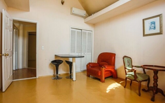 Ganghwado Badaga Geuriun Namu Pension