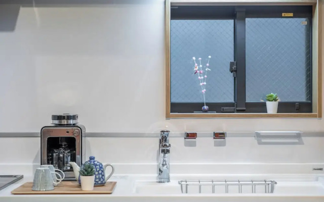 Shizuwa Tabi Taimu Kujō