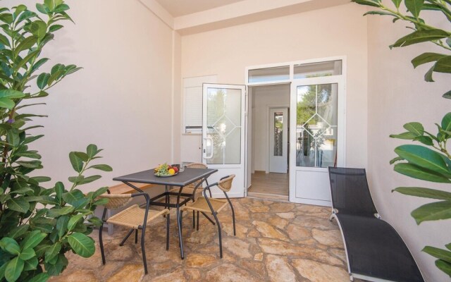 Amazing Apartment in Turanj With 2 Bedrooms and Wifi