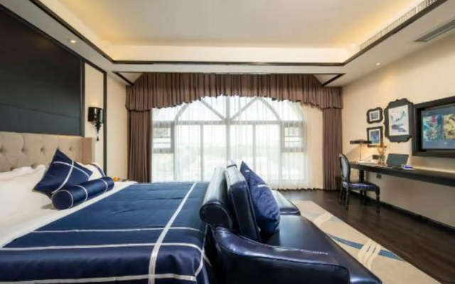 Lanou Hotel
