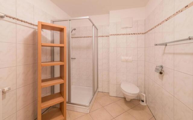 Sommer Chalet Central Top CC6