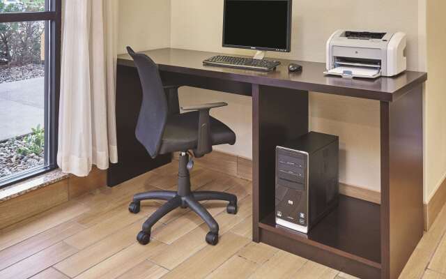 La Quinta Inn & Suites by Wyndham South Bend