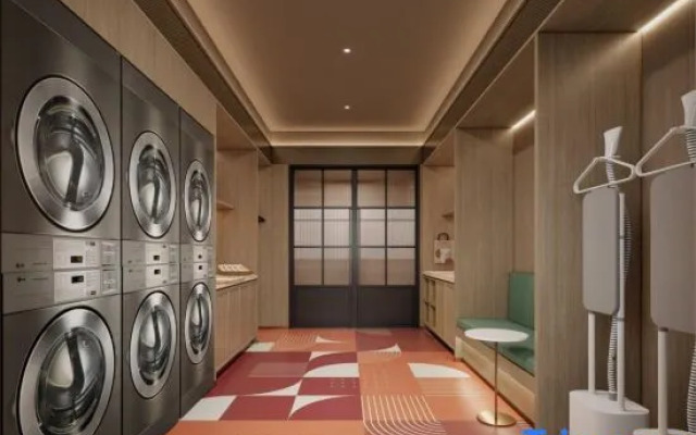 Orange Hotel (Wuhan Hankou Railway Station Plaza)