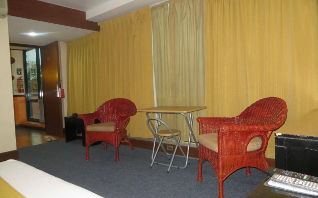 Paragon Suites