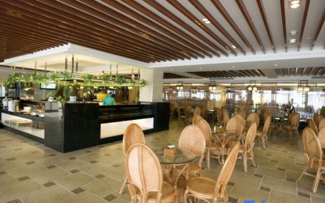 Yeyuan Hotspring Holiday Hotel