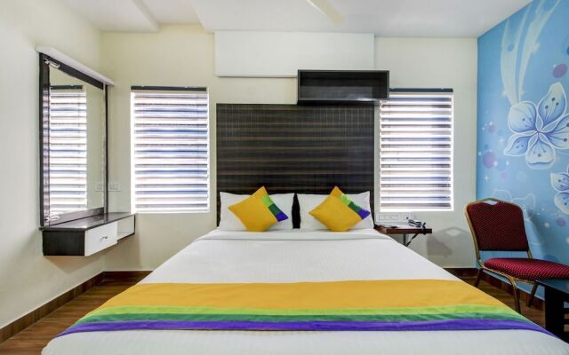 OYO 16879 Hotel Woodland
