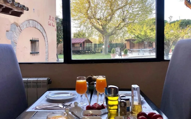 Masia Ca La Caputxeta & Golf