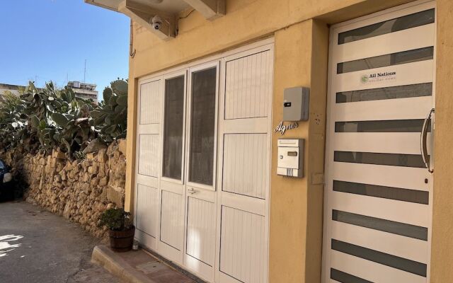 All Nations Holiday Home