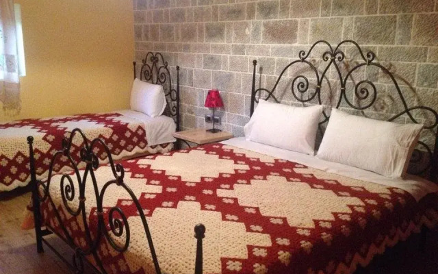Guesthouse Villa Falo