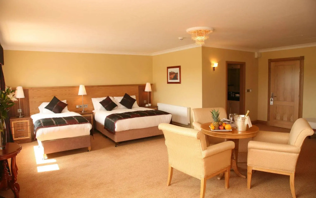 Diamond Coast Hotel