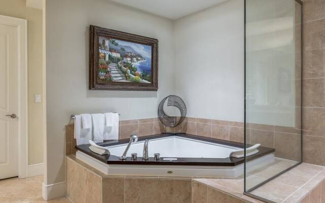 Turquoise Place Unit 1808D