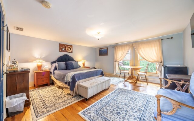 Bliss Point Farm and B&B