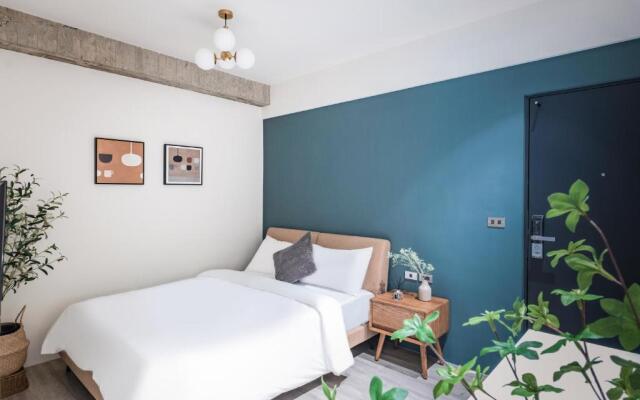 Olala Lin Suites