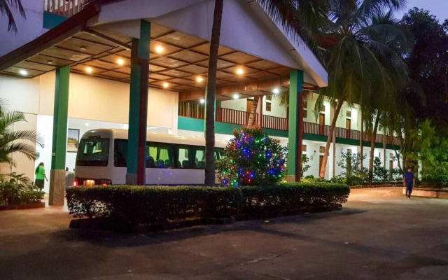 Acme Transit Hotel