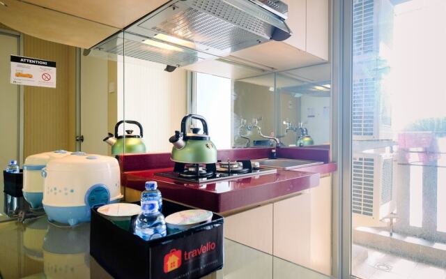 Homey 2BR at Green Bay Pluit Apartment near Mall