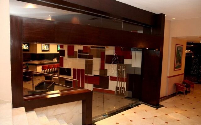 Plaza Paitilla Inn Hotel