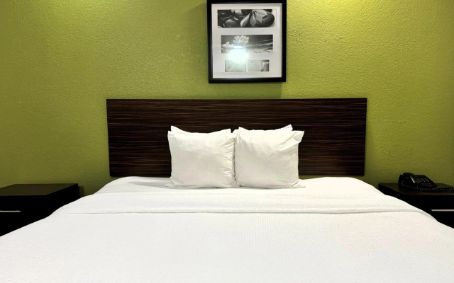 Travelodge by Wyndham Flowood