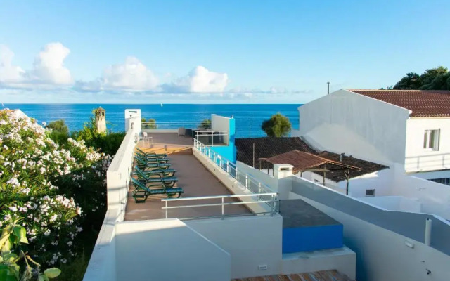 Hostel Azorazul - Pool & Suite